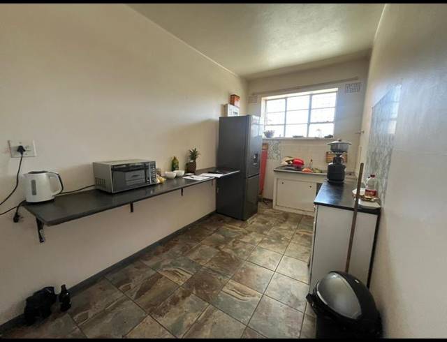 1 BEDROOM APARTMENT FOR SALE IN LAMBTON